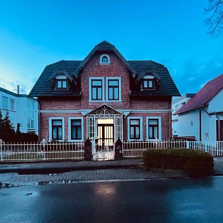 Leben & Wohnen In Einer Historischen Villa Bad Oeynhausen Exterior foto
